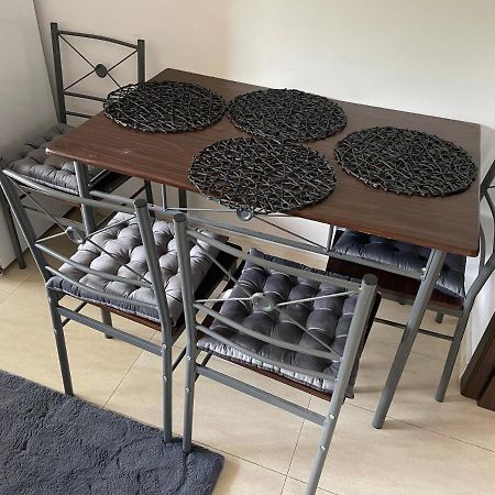 The Mirror - Quiet & Friendly Place In Copou Appartement Iasi Buitenkant foto