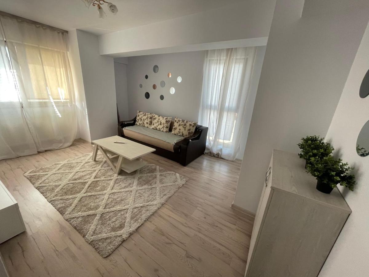 The Mirror - Quiet & Friendly Place In Copou Appartement Iasi Buitenkant foto