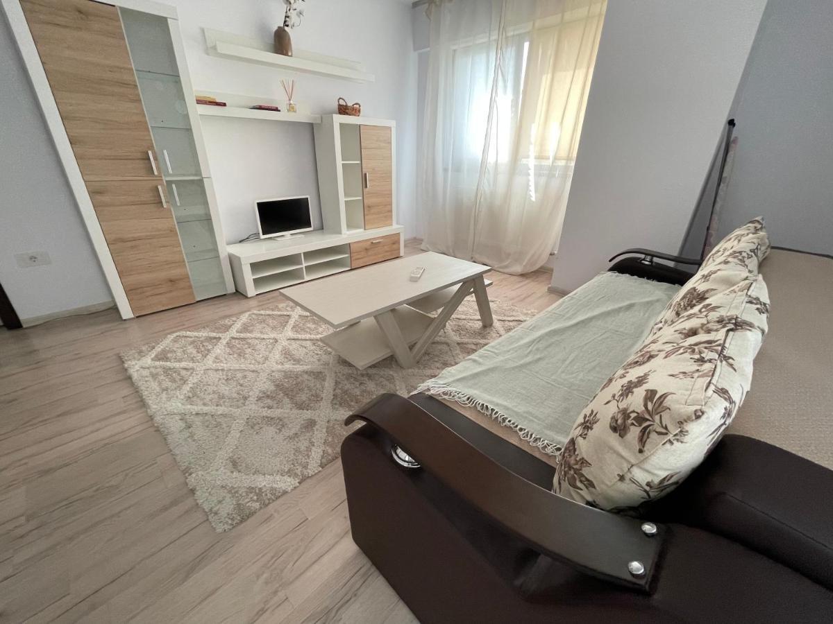 The Mirror - Quiet & Friendly Place In Copou Appartement Iasi Buitenkant foto