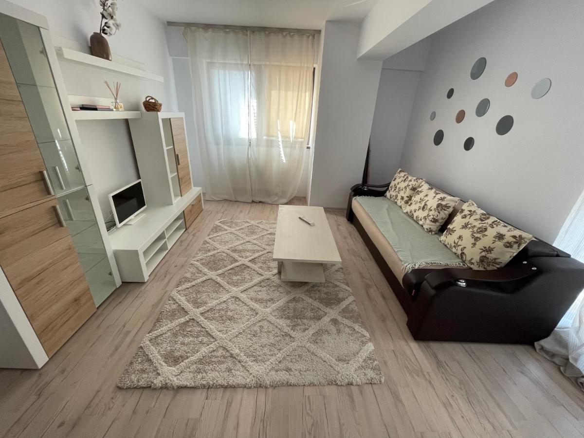 The Mirror - Quiet & Friendly Place In Copou Appartement Iasi Buitenkant foto