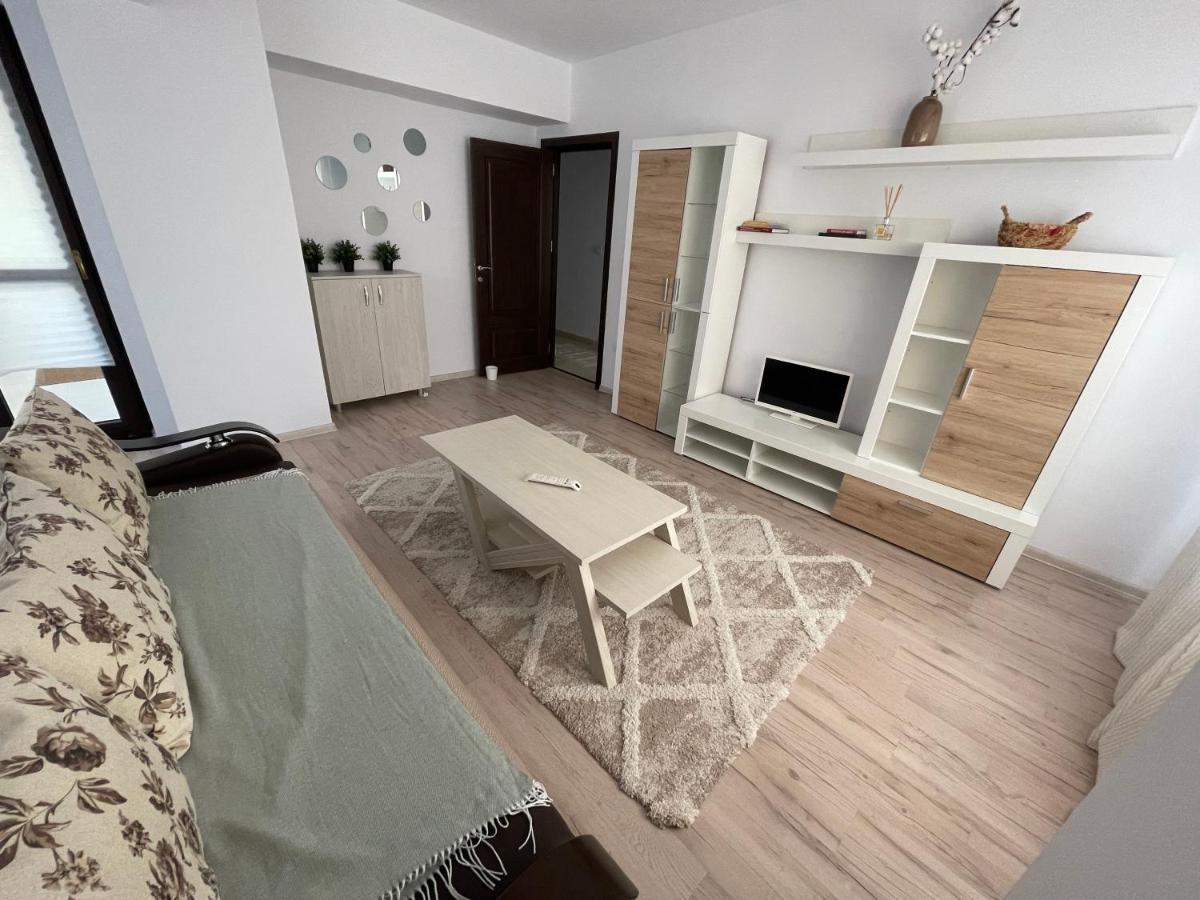 The Mirror - Quiet & Friendly Place In Copou Appartement Iasi Buitenkant foto